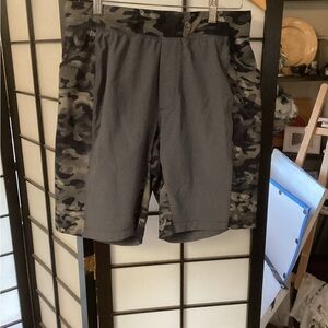 Lululemon Men’s 7” Shorts with Liner